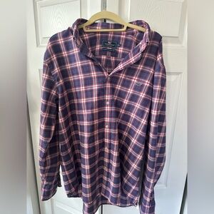 Vineyard Vines Button Down Flannel shirt